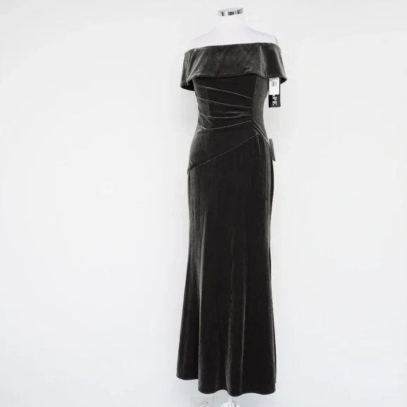 green emerald velvet dress Brenda